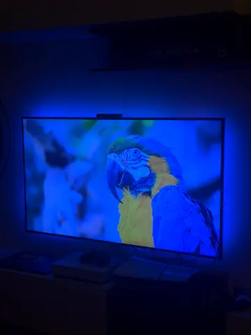 50 inches" Samsung LED Smart TV with Ambient Backlight - Perfect Working Condition