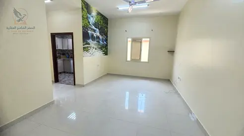 شقه غرفه وصاله وبلكونه تشطيب لوكس علي موقع متميز وقريب من جميع الخدمات
