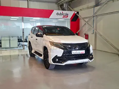 AED 699/month | 2019 Mitsubishi Montero Sport  | GCC Specs | Ref#511646