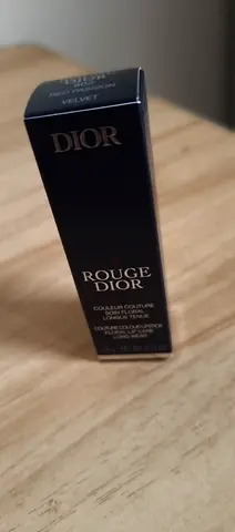 DIOR ROGUE VELVET LIPSTICK 802 Red Passion. Limited Edition Lipstick.