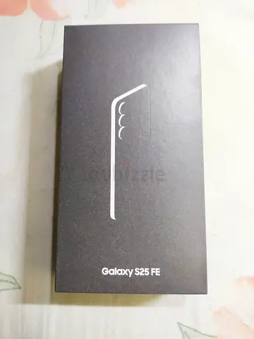 Samsung Galaxy S25 FE - just opened Box