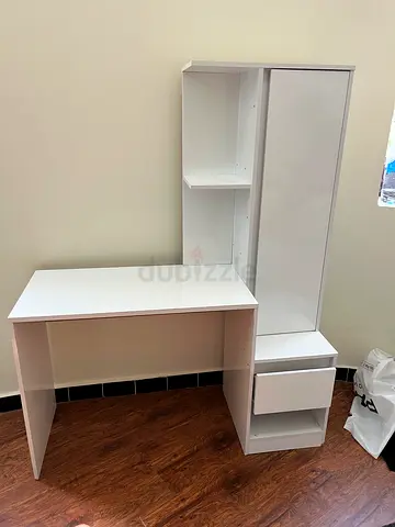 study desk URGENT SALE!!!!