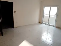 WE HAVE 2BHK APARTMENT NEAR DISCOUNT CENTER JUST 35K