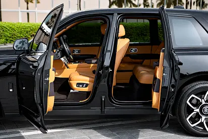 صورة 12 لـ 2019 ROLLS-ROYCE CULLINAN