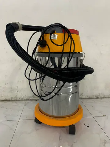 Used wet/dry shop vacuum cleaner - stainless tank, working condition