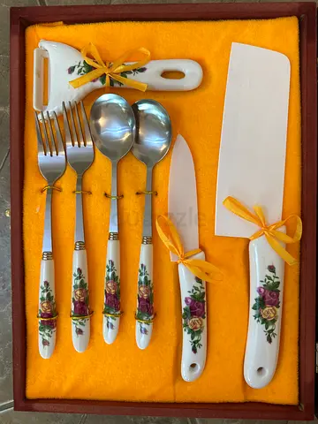 Ceramic-handled Knife and Serving Cutlery Gift Set (Vintage floral)