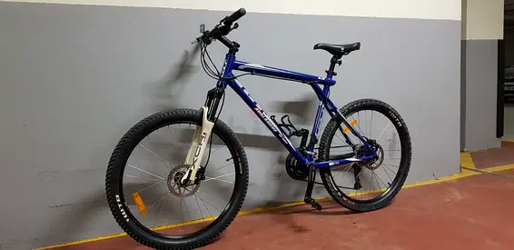 GT Avalanche Hardtail