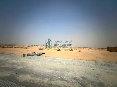 ارض تجاري سكني بالسحمه علي شارع وسكه