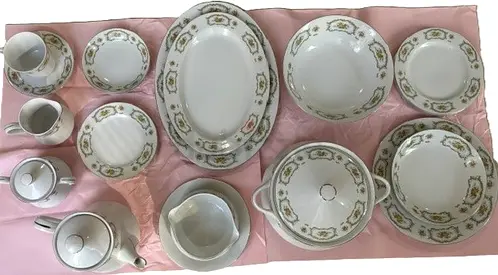 92 PCs complete dinnerware set Yamasen Fine China, made in Japan