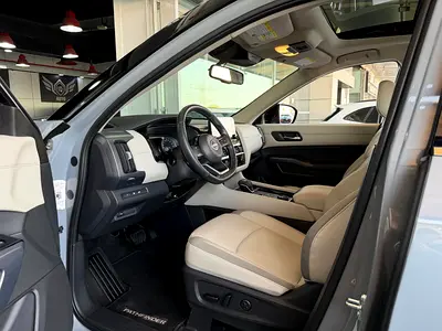 2025 Nissan PATHFINDER 照片 12