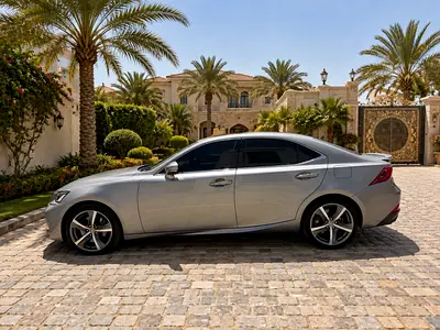 2017 Lexus IS-SERIES 照片 2