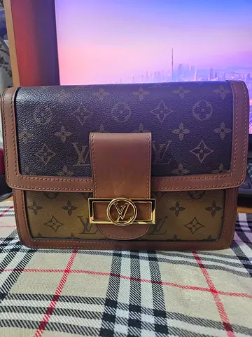 Pre-owned Louis Vuitton Dauphine 25cm - good condition