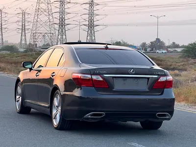 صورة 15 لـ 2010 Lexus LS-SERIES