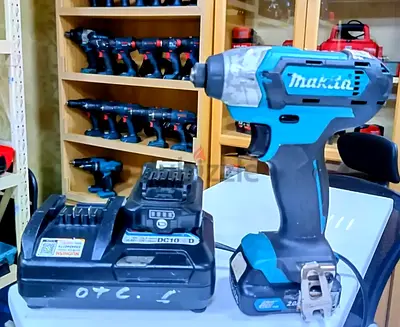Makita DT03 Cordless Impact Driver 12v