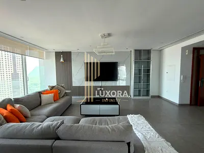 Luxury 2BR | Prime SZR Location |Fully Furnished | High Floor | Close to DIFC