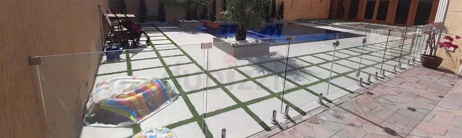Glass Pool Fence Panels with Stainless Steel Spigots - 10mm Toughened Glass