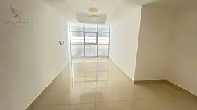 Brand-new 1-bedroom apartment, first tenant, featuring central air conditioning, built-in wardrobes,