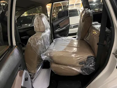 صورة 13 لـ 2017 Toyota AVANZA