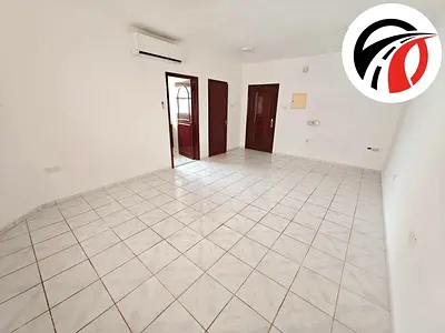 Spacious Studio // Big Layout // Close Kitchen// Close To Metro