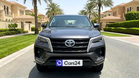 صورة 2 لـ 2021 Toyota FORTUNER