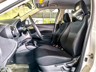 صورة 9 لـ 2023 Nissan KICKS