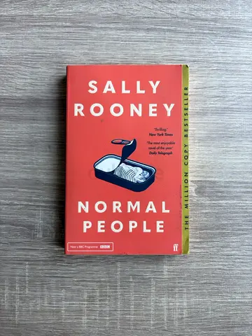 Normal People — Sally Rooney (Faber & Faber Paperback)
