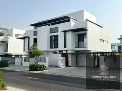 5 master bedrooms, large living room, roof terrace, built-in wardrobes, central air conditioning, ba
