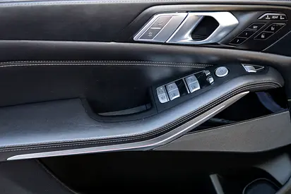 2020 BMW X7 — миниатюра 11