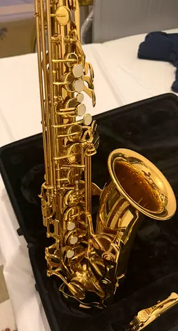Alto saxophone ( Yamaha YAS 280 ) in hard case - good working condition + Accessories