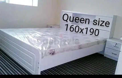 White Queen Bed Frame with Mattress 160x190 cm