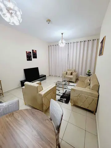 Garden / Swimming Pool / Gym / Mosque / Including Bills With Internet / Luxurious And Integrated Tower
