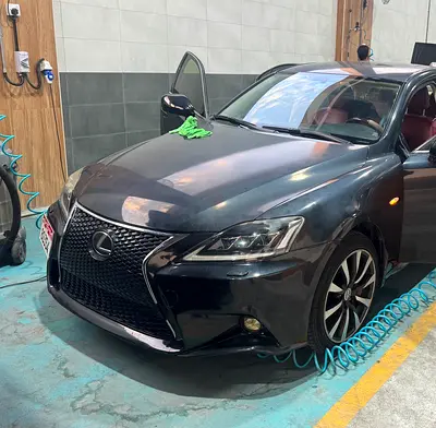 Lexus IS 300 F Sport 2008 GCC Specs | Immaculate Condition