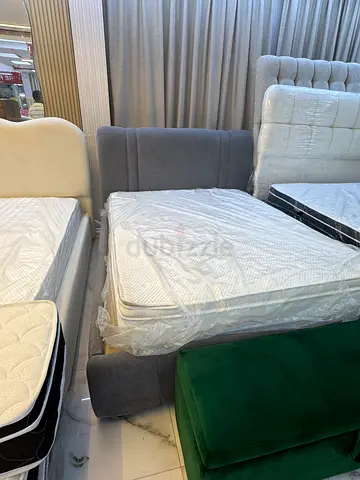 Stunning Modern king size Gray Bed  180×200cm