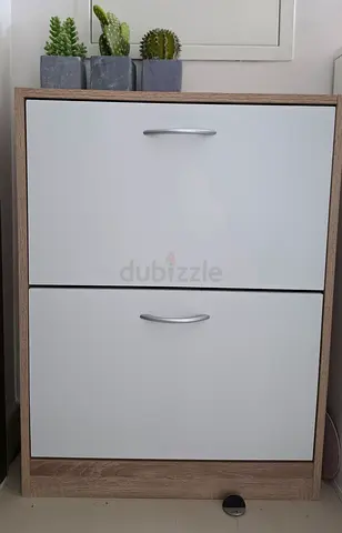 Shoe Cabinet - Oak & White, 2 Flip Down Compartments
