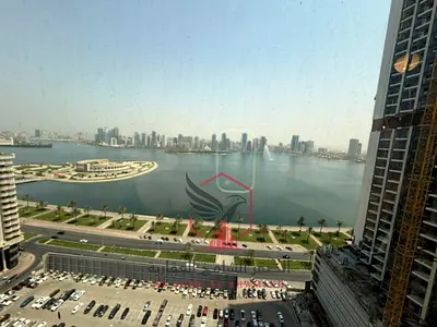 3BR with full sea view, 2 free parking spaces, maid’s room, master bedrooms, hallway, built-in wardrobes, prime second-row location on Khalid Lagoon