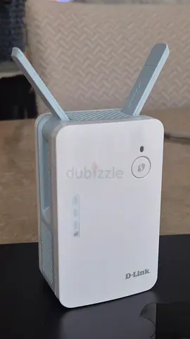 D-Link WiFi Range Extender / Repeater - White, Good Working Condition