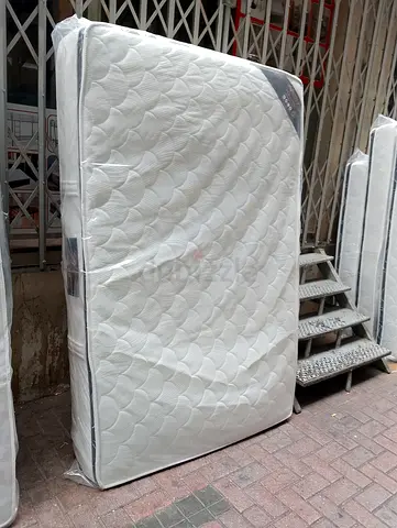 Brand New king Top Memory foam Spring Mattress Available