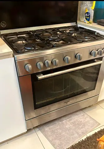 Whirpool oven and stove