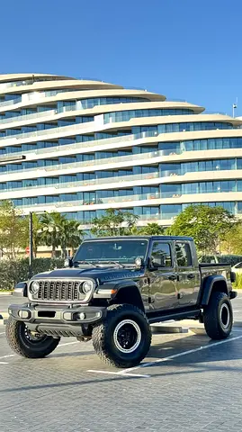 Jeep Gladiator Sport fully modified