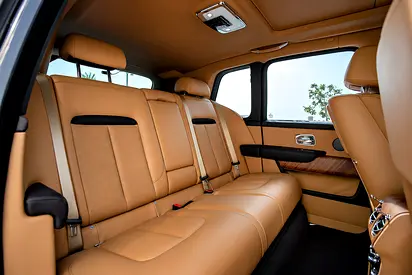 صورة 13 لـ 2019 ROLLS-ROYCE CULLINAN