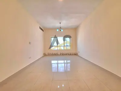 Spacious 3 BR Apartment Parking Free.