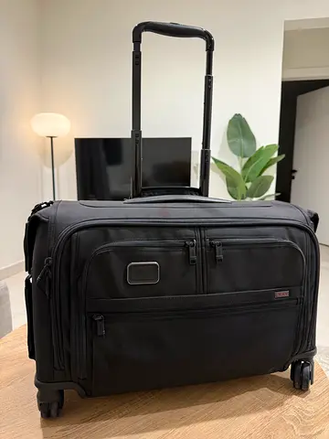 Genuine TUMI ALPHA Garment 4 Wheeled Carry-On Garment bag