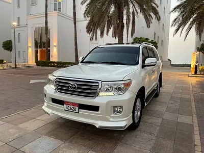 صورة 3 لـ 2014 Toyota LAND CRUISER
