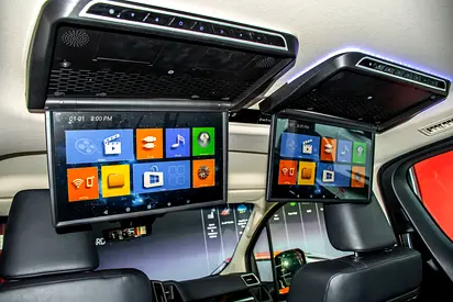 صورة 11 لـ 2023 Toyota GRANVIA