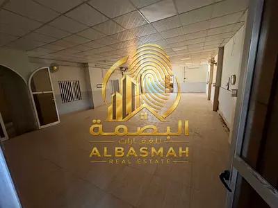 Traditional House for Sale in Al Talaa – Mughaidir Suburb, Sharjah Spacious Plot | 8 Bedrooms | Excellent Value A great opportunity to own a spacious traditional home in a quiet residential area of Sh