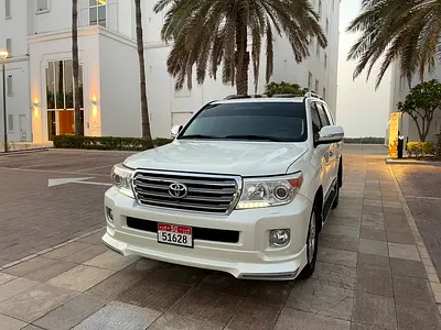صورة 2 لـ 2014 Toyota LAND CRUISER