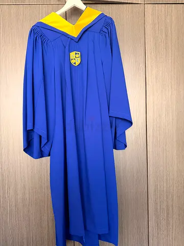 Navy Graduation Gown M with Gold Embroidery and Tassel