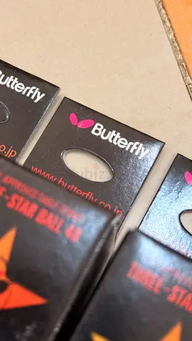 Butterfly Three-Star Ball 40 — Vintage ITTF Global Programme Box (Orange, 3 pcs)