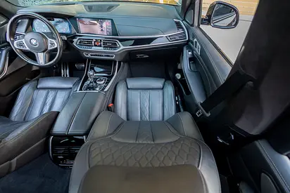 2020 BMW X7 — миниатюра 15