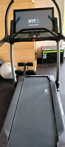 Nordic track  treadmill commercial x32i